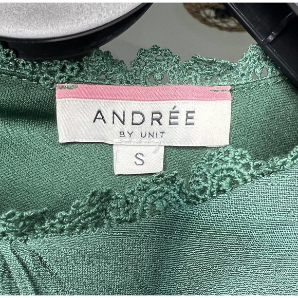 Andree By Unit Midi Dress Emerald Green Crew Neck - Picture 6 of 6